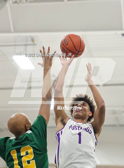 Thumbnail 3 in Lipscomb Academy vs Hillsboro photogallery.