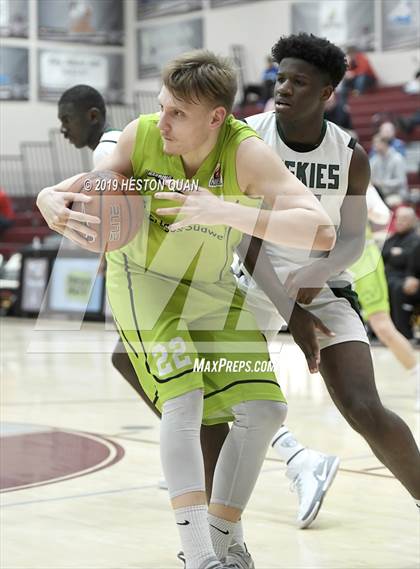Thumbnail 3 in Fairmont Prep vs. Urspring - Germany (Rancho Mirage Holiday Invitational) photogallery.