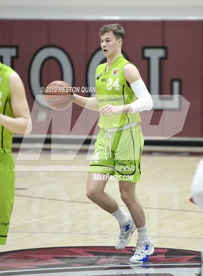 Thumbnail 3 in Fairmont Prep vs. Urspring - Germany (Rancho Mirage Holiday Invitational) photogallery.