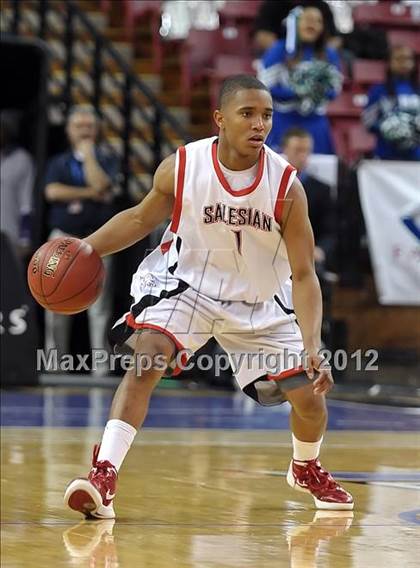 Thumbnail 2 in Price vs. Salesian (CIF State D4 Final) photogallery.