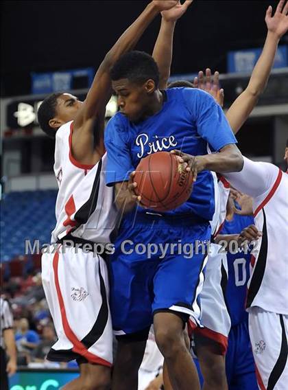 Thumbnail 3 in Price vs. Salesian (CIF State D4 Final) photogallery.