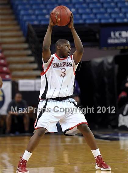 Thumbnail 2 in Price vs. Salesian (CIF State D4 Final) photogallery.