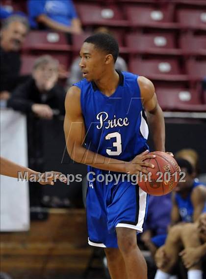 Thumbnail 3 in Price vs. Salesian (CIF State D4 Final) photogallery.