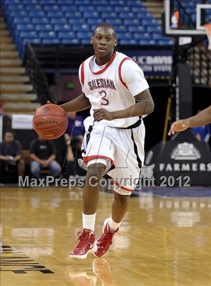Thumbnail 2 in Price vs. Salesian (CIF State D4 Final) photogallery.