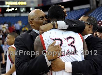 Thumbnail 2 in Price vs. Salesian (CIF State D4 Final) photogallery.