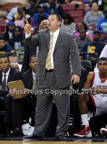 Thumbnail 3 in Price vs. Salesian (CIF State D4 Final) photogallery.
