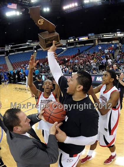 Thumbnail 1 in Price vs. Salesian (CIF State D4 Final) photogallery.