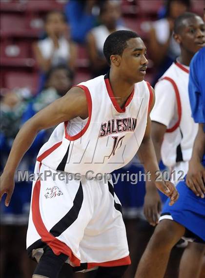 Thumbnail 1 in Price vs. Salesian (CIF State D4 Final) photogallery.