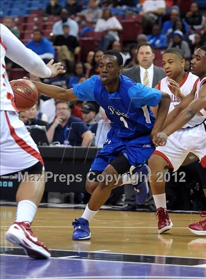 Thumbnail 1 in Price vs. Salesian (CIF State D4 Final) photogallery.