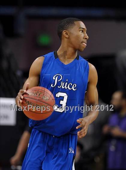Thumbnail 1 in Price vs. Salesian (CIF State D4 Final) photogallery.