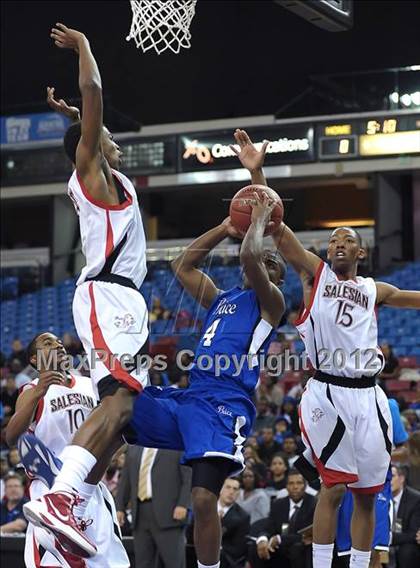 Thumbnail 2 in Price vs. Salesian (CIF State D4 Final) photogallery.