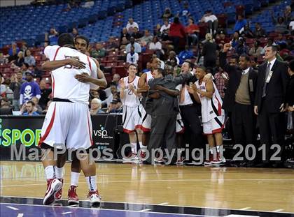 Thumbnail 2 in Price vs. Salesian (CIF State D4 Final) photogallery.