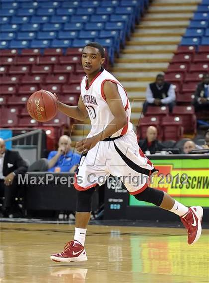 Thumbnail 2 in Price vs. Salesian (CIF State D4 Final) photogallery.