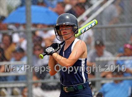 Thumbnail 2 in Reicher Catholic vs Red Oak (TAPPS 3A Semifinal) photogallery.