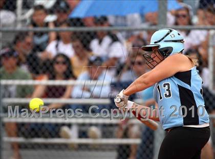 Thumbnail 3 in Reicher Catholic vs Red Oak (TAPPS 3A Semifinal) photogallery.