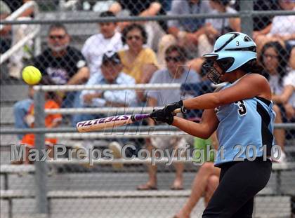 Thumbnail 3 in Reicher Catholic vs Red Oak (TAPPS 3A Semifinal) photogallery.
