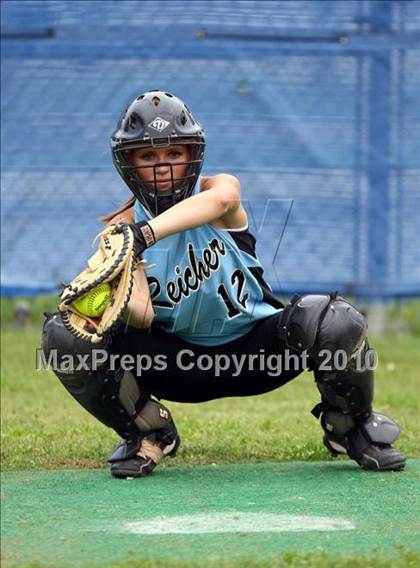 Thumbnail 3 in Reicher Catholic vs Red Oak (TAPPS 3A Semifinal) photogallery.