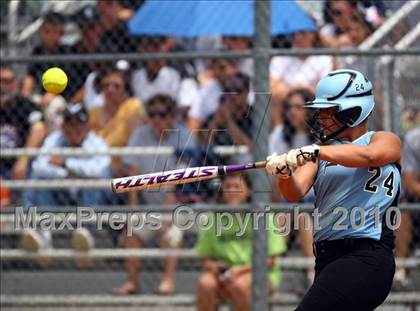 Thumbnail 3 in Reicher Catholic vs Red Oak (TAPPS 3A Semifinal) photogallery.