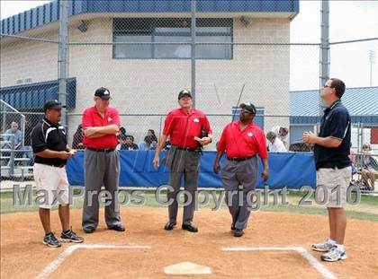 Thumbnail 1 in Reicher Catholic vs Red Oak (TAPPS 3A Semifinal) photogallery.