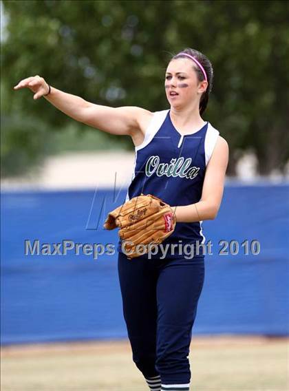 Thumbnail 1 in Reicher Catholic vs Red Oak (TAPPS 3A Semifinal) photogallery.