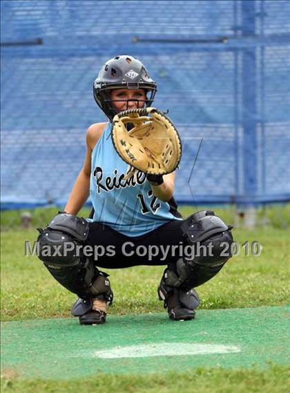 Thumbnail 3 in Reicher Catholic vs Red Oak (TAPPS 3A Semifinal) photogallery.