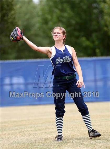 Thumbnail 2 in Reicher Catholic vs Red Oak (TAPPS 3A Semifinal) photogallery.