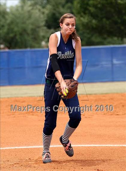 Thumbnail 2 in Reicher Catholic vs Red Oak (TAPPS 3A Semifinal) photogallery.