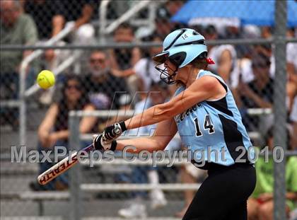 Thumbnail 3 in Reicher Catholic vs Red Oak (TAPPS 3A Semifinal) photogallery.