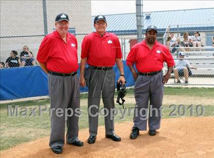 Thumbnail 2 in Reicher Catholic vs Red Oak (TAPPS 3A Semifinal) photogallery.