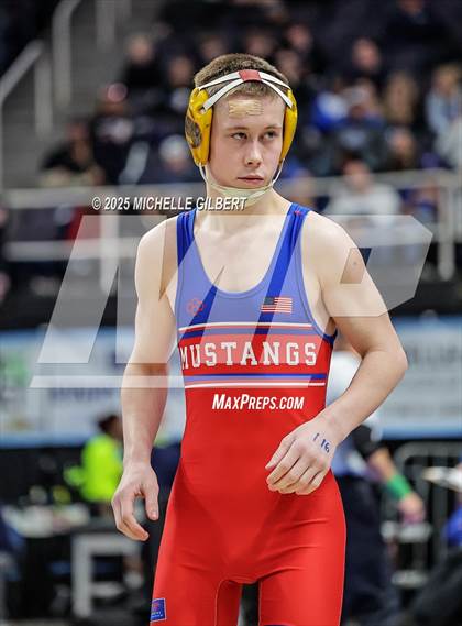 Thumbnail 1 in NYSPHSAA Division 2 State Championships (Semi Finals 101 to 138) photogallery.