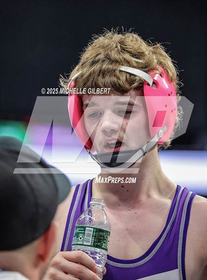 Thumbnail 1 in NYSPHSAA Division 2 State Championships (Semi Finals 101 to 138) photogallery.