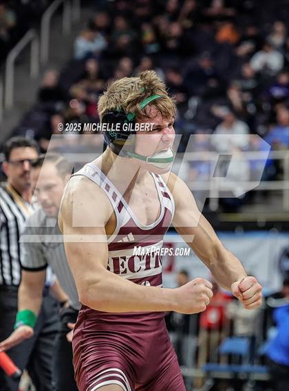 Thumbnail 1 in NYSPHSAA Division 2 State Championships (Semi Finals 101 to 138) photogallery.
