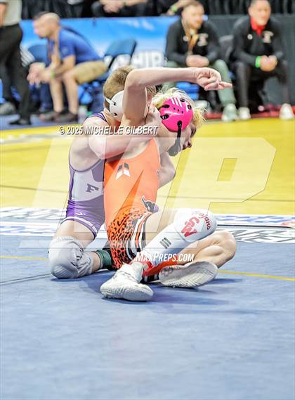 Thumbnail 1 in NYSPHSAA Division 2 State Championships (Semi Finals 101 to 138) photogallery.