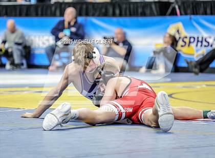 Thumbnail 2 in NYSPHSAA Division 2 State Championships (Semi Finals 101 to 138) photogallery.