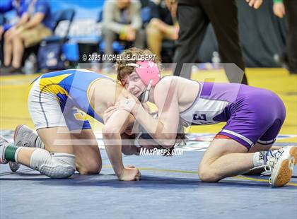 Thumbnail 3 in NYSPHSAA Division 2 State Championships (Semi Finals 101 to 138) photogallery.