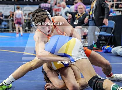 Thumbnail 2 in NYSPHSAA Division 2 State Championships (Semi Finals 101 to 138) photogallery.