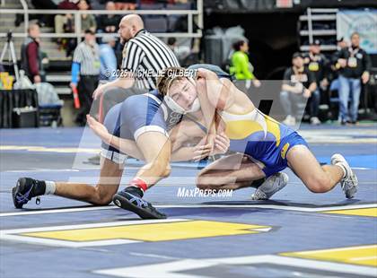 Thumbnail 2 in NYSPHSAA Division 2 State Championships (Semi Finals 101 to 138) photogallery.