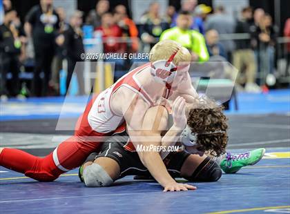 Thumbnail 1 in NYSPHSAA Division 2 State Championships (Semi Finals 101 to 138) photogallery.