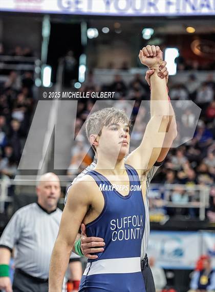 Thumbnail 3 in NYSPHSAA Division 2 State Championships (Semi Finals 101 to 138) photogallery.