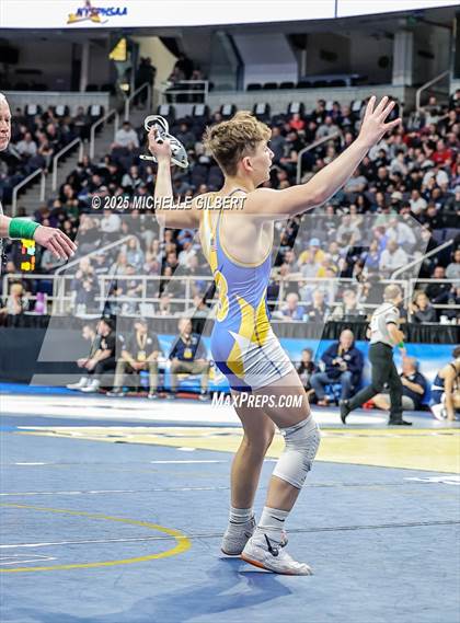Thumbnail 1 in NYSPHSAA Division 2 State Championships (Semi Finals 101 to 138) photogallery.