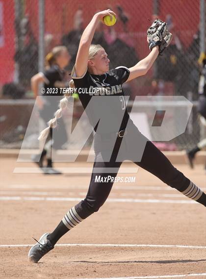 Thumbnail 2 in North Sanpete vs. Union (UHSAA 3A Round 3) photogallery.