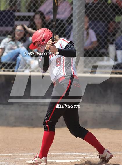 Thumbnail 3 in North Sanpete vs. Union (UHSAA 3A Round 3) photogallery.