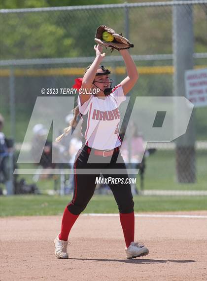 Thumbnail 2 in North Sanpete vs. Union (UHSAA 3A Round 3) photogallery.