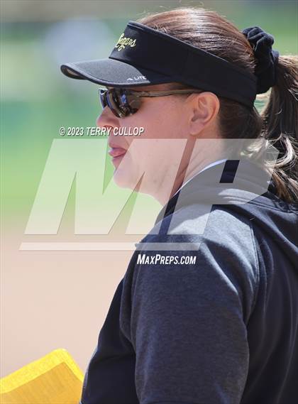 Thumbnail 3 in North Sanpete vs. Union (UHSAA 3A Round 3) photogallery.