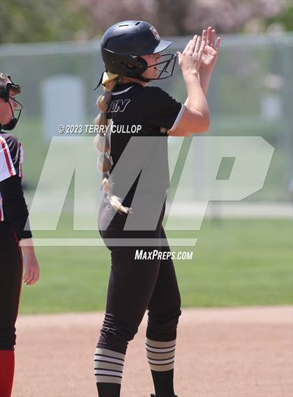 Thumbnail 3 in North Sanpete vs. Union (UHSAA 3A Round 3) photogallery.