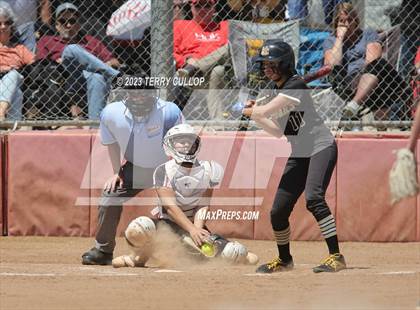Thumbnail 3 in North Sanpete vs. Union (UHSAA 3A Round 3) photogallery.