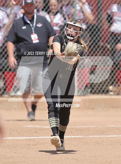 Thumbnail 1 in North Sanpete vs. Union (UHSAA 3A Round 3) photogallery.