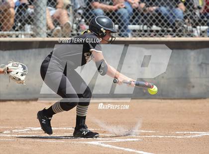 Thumbnail 3 in North Sanpete vs. Union (UHSAA 3A Round 3) photogallery.