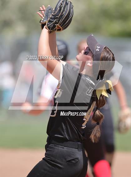 Thumbnail 1 in North Sanpete vs. Union (UHSAA 3A Round 3) photogallery.