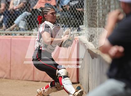 Thumbnail 3 in North Sanpete vs. Union (UHSAA 3A Round 3) photogallery.